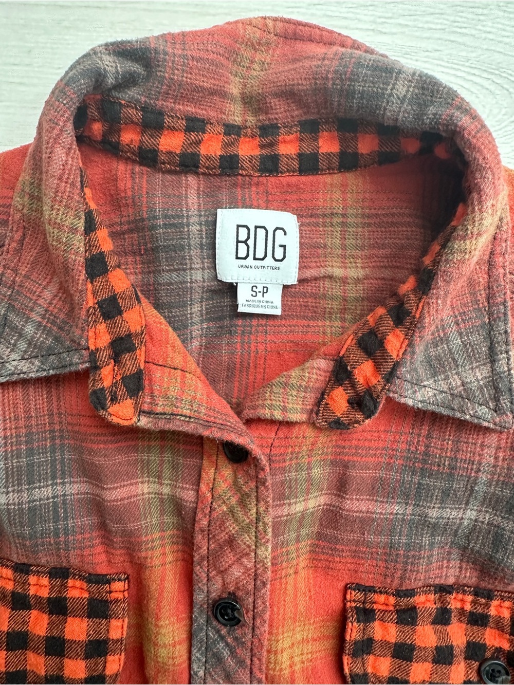 Urban Outfitters BDG Rayne Flannel Boxy Cropped Shirt Scottish Checked Red Small - Picture 8 of 15